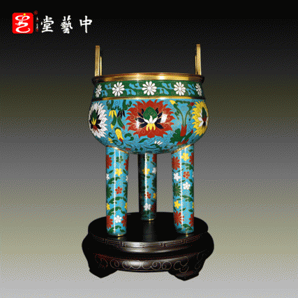 【中藝堂】张同禄收藏品《故宫六珍·缠枝莲纹鼎式炉》