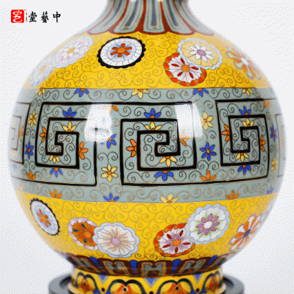 霍铁辉复刻乾隆遗珍 | 景泰蓝《仿粉彩回纹饰葫芦》 | 回纹延绵，富贵不断​