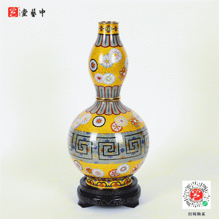 霍铁辉复刻乾隆遗珍 | 景泰蓝《仿粉彩回纹饰葫芦》 | 回纹延绵，富贵不断​