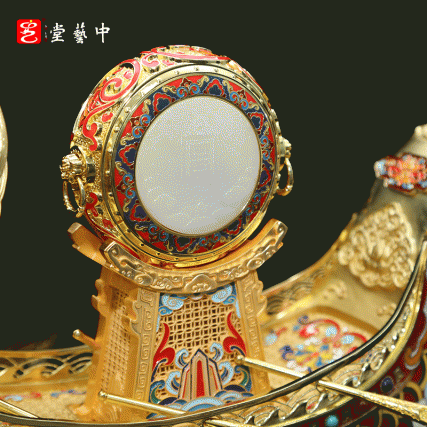 故宫百年首款宫标景泰蓝《龙腾四海》（白玉款）荣耀登场！四大非遗泰斗联袂，与国宝同展，限量首发